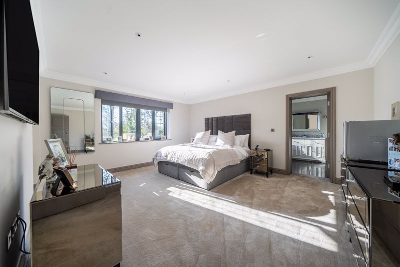 Bedroom- click for photo gallery